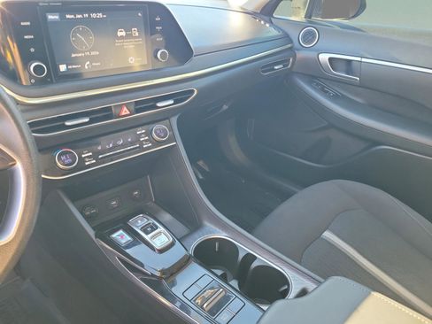 Certified 2021 Hyundai Sonata SEL w/ Preferred Accessory Package image 26