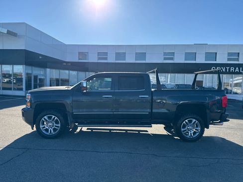 Used 2019 Chevrolet Silverado 2500 High Country w/ Snow Plow Prep Package image 2
