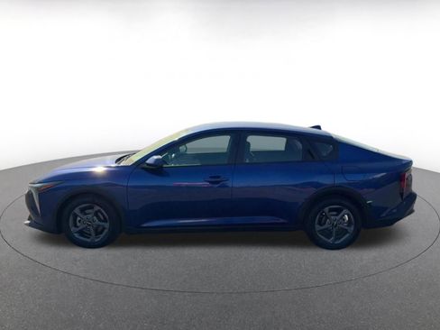 Used 2025 Kia K4 LXS image 9