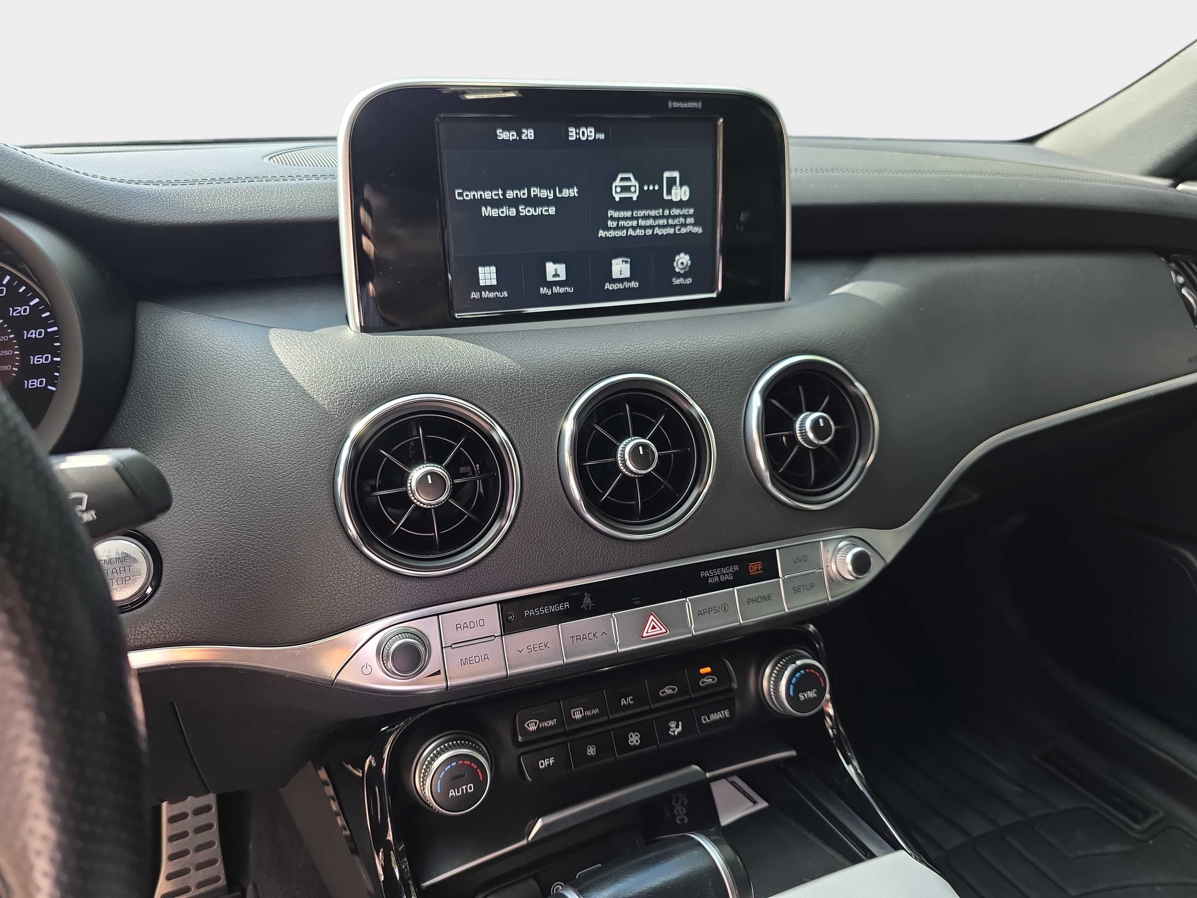 Used 2021 Kia Stinger GT AWD/4WD image 6