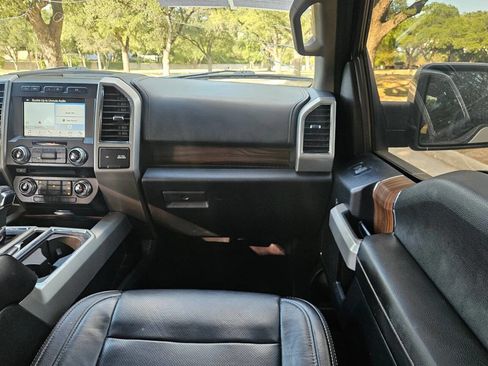 Used 2017 Ford F150 Lariat w/ Equipment Group 502A Luxury image 10