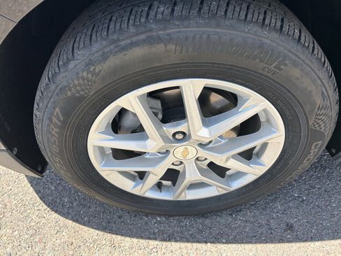 Used 2023 Chevrolet Equinox LS w/ LPO, Cargo Package FWD image 8
