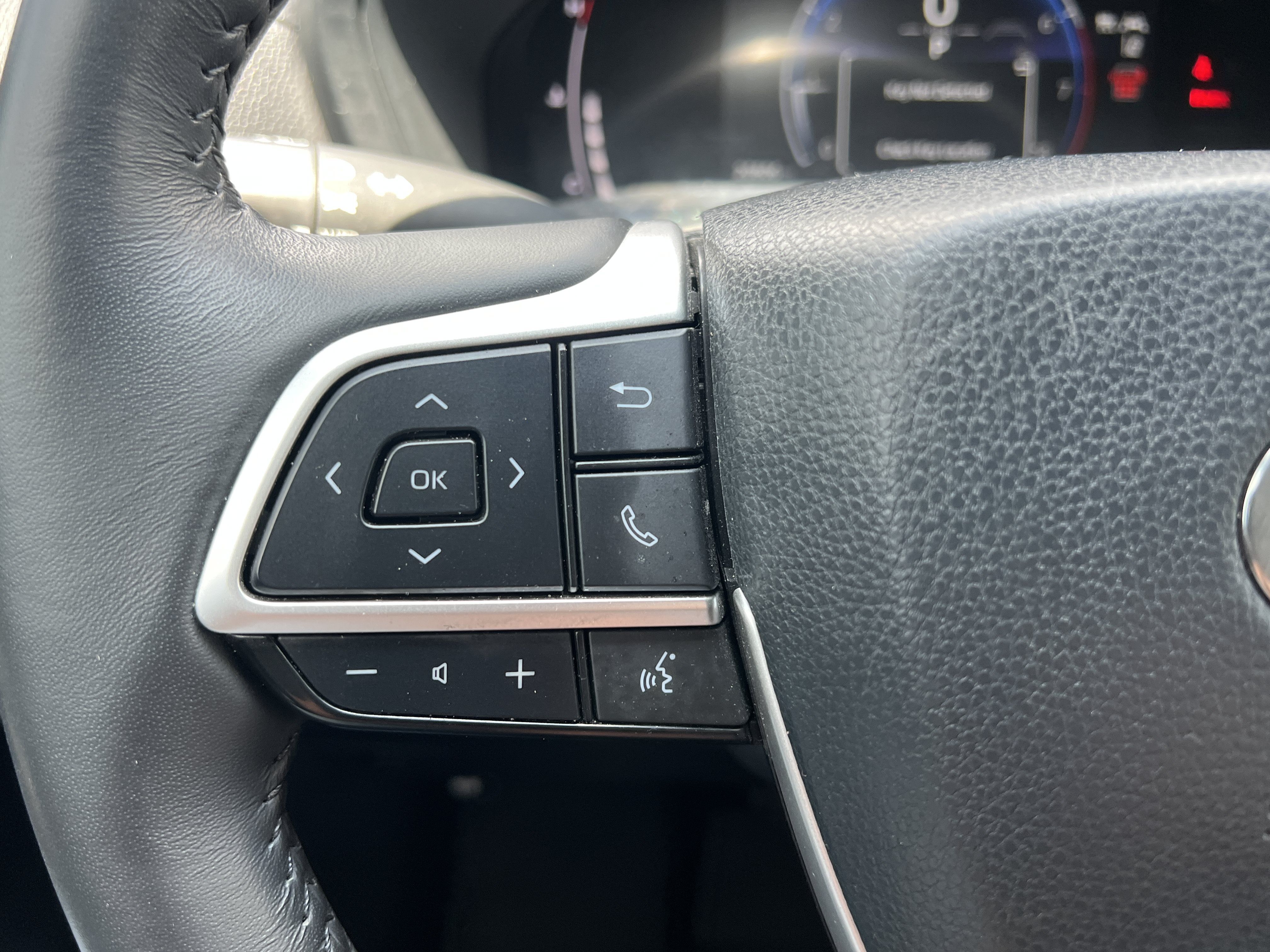 Used 2024 Toyota Grand Highlander AWD image 26
