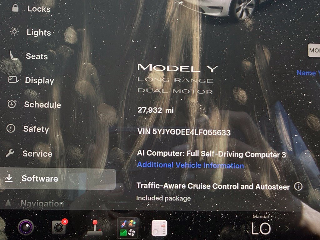 Used 2020 Tesla Model Y Long Range AWD/4WD image 18