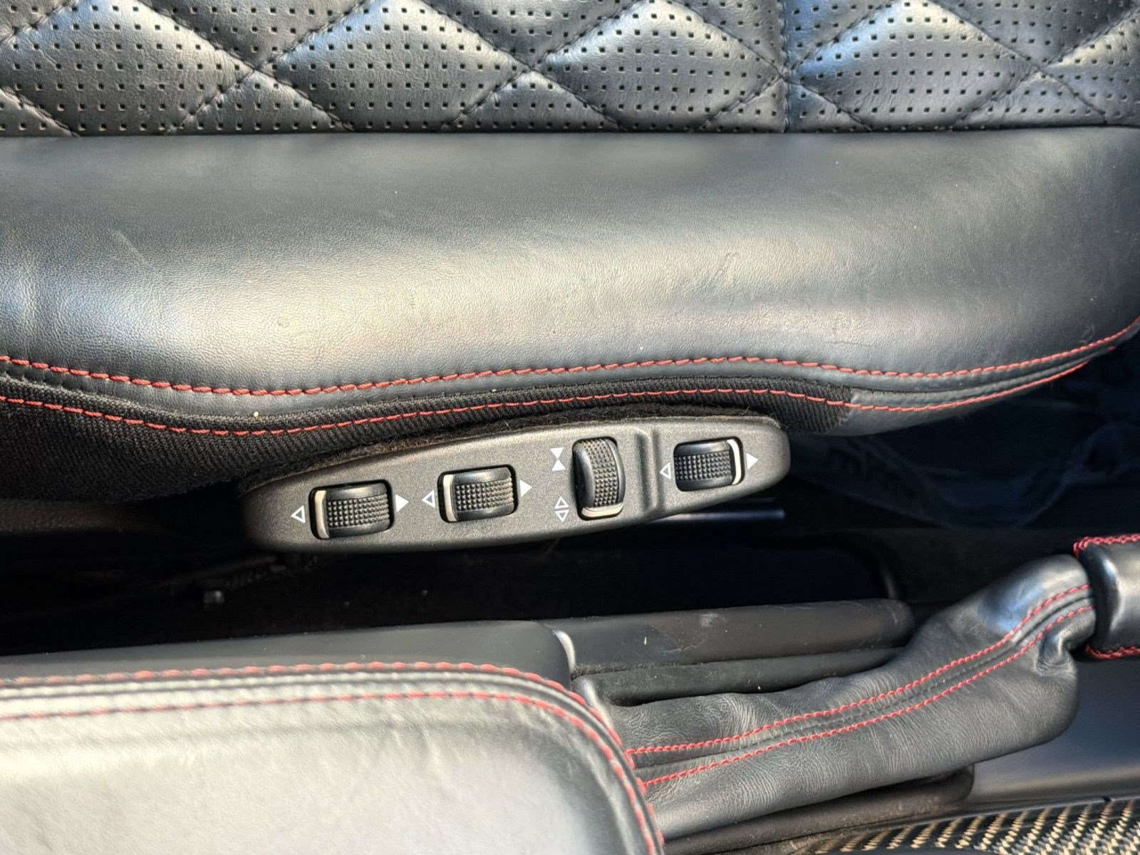 Used 2017 Mercedes-Benz G 63 AMG 4MATIC image 14