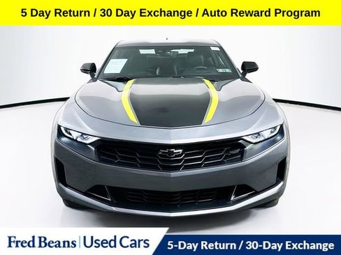 Certified 2021 Chevrolet Camaro LT image 2