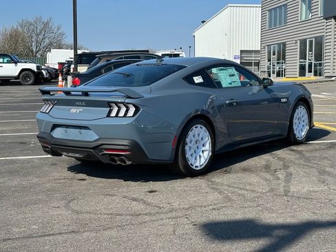 New 2026 Ford Mustang GT Premium w/ GT Performance Package RWD image 32