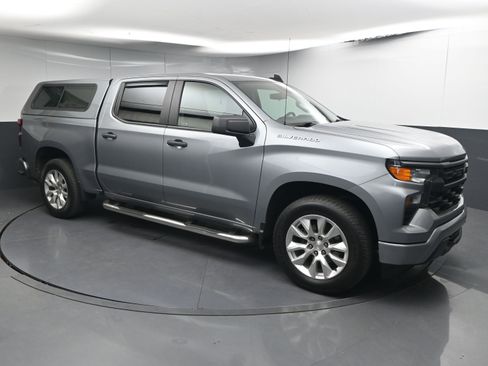 Used 2024 Chevrolet Silverado 1500 Custom image 6