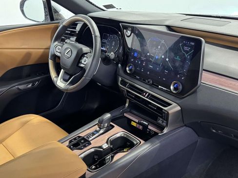 Used 2023 Lexus RX 350 Premium w/ Accessory Package image 10