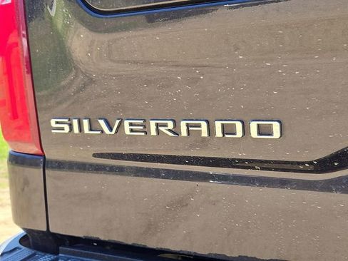 Used 2022 Chevrolet Silverado 1500 LTZ AWD/4WD image 30