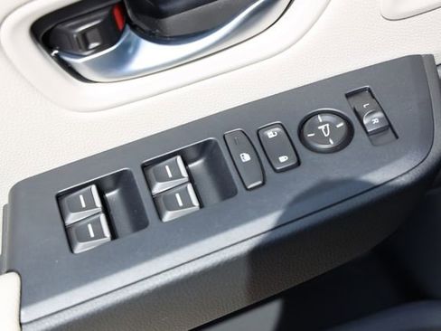 New 2026 Honda Pilot EX-L image 17