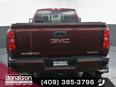 Used 2016 GMC Sierra 3500 Denali w/ Duramax Plus Package image 4