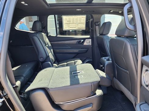 New 2026 Buick Enclave Avenir w/ Super Cruise Package image 45