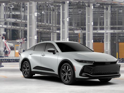 New 2026 Toyota Crown XLE image 15