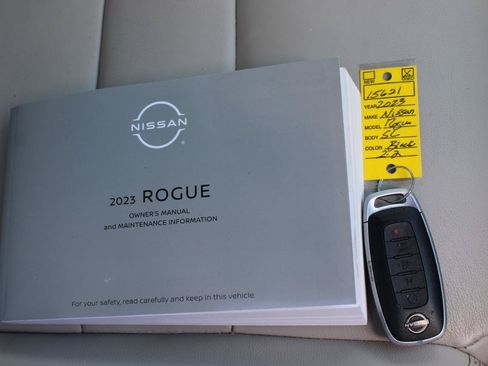 Used 2023 Nissan Rogue SL w/ SL Premium Package FWD image 44