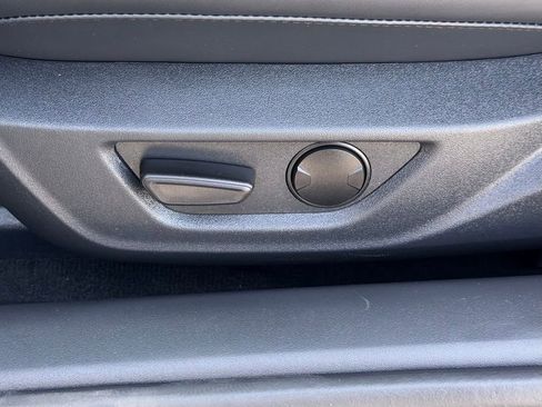 Used 2025 Ford Mustang GT Premium image 21