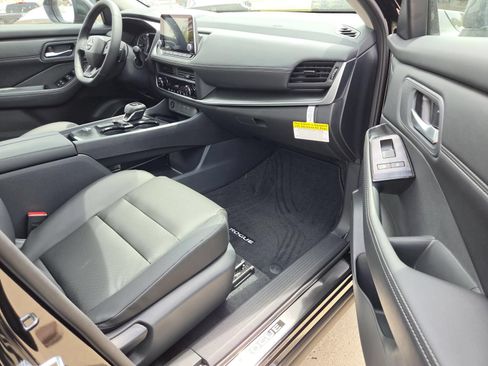 New 2026 Nissan Rogue Dark Armor FWD image 11