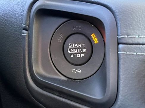 Used 2025 Jeep Wrangler Unlimited Sahara w/ Safety Group image 24