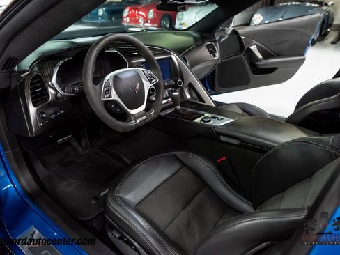Used 2016 Chevrolet Corvette Z06 w/ 3LZ Preferred Equipment Group image 17
