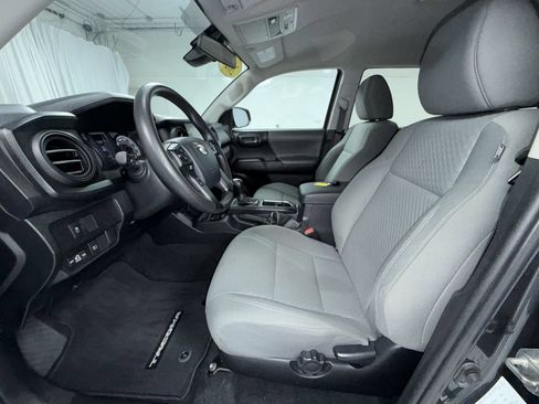 Certified 2020 Toyota Tacoma SR AWD/4WD image 13