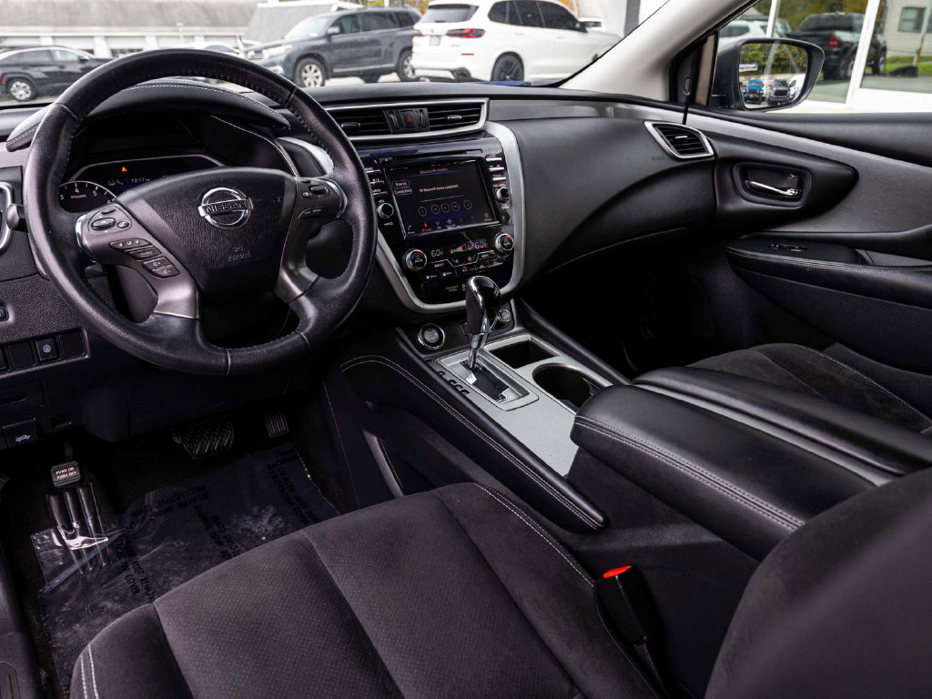 Used 2020 Nissan Murano SV FWD image 17