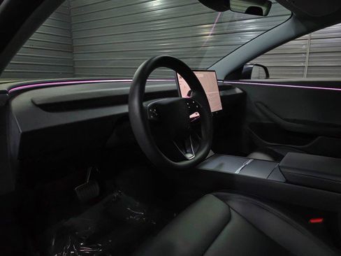 Used 2025 Tesla Model 3 Long Range image 10