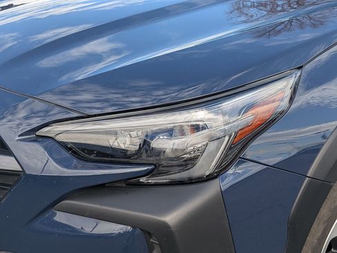 Used 2025 Subaru Outback Premium image 13