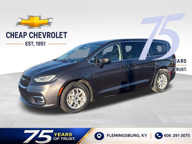 Used 2023 Chrysler Pacifica Touring-L FWD 360° Tour