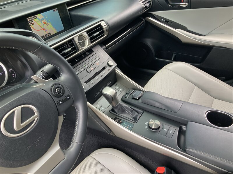Used 2015 Lexus IS 350 w/ Navigation System Package RWD image 27