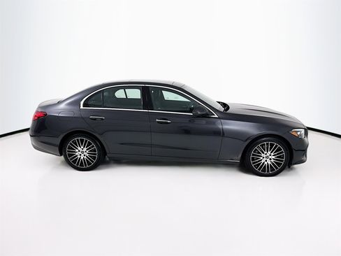 Used 2025 Mercedes-Benz C 300 Sedan image 9