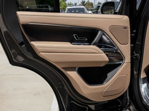 New 2026 Land Rover Range Rover SE AWD/4WD image 59