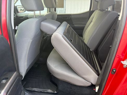 Used 2021 Toyota Tacoma SR5 w/ Technology Package image 26