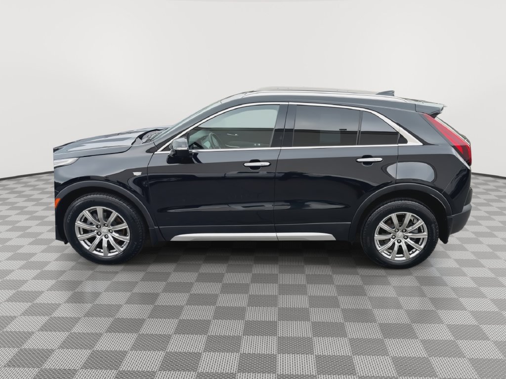 Used 2023 Cadillac XT4 Premium Luxury w/ Cold Weather Package AWD/4WD image 6