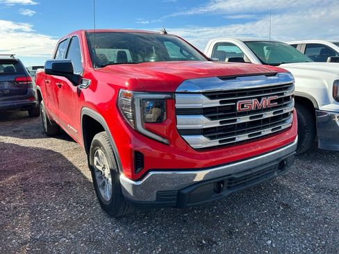 Used 2023 GMC Sierra 1500 SLE image 2