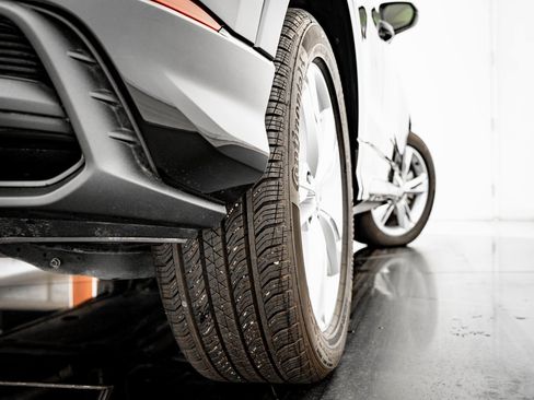 Certified 2024 Audi Q3 2.0T Premium w/ Convenience Package image 47