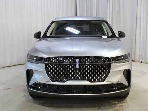 New 2026 Lincoln Nautilus Premier image 36