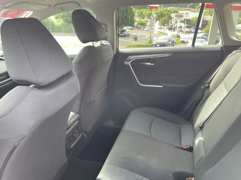 Certified 2025 Toyota RAV4 XLE AWD/4WD image 12