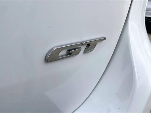 Used 2023 Dodge Durango GT image 9