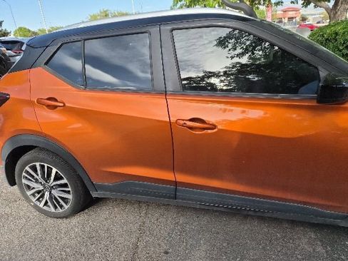 Used 2024 Nissan Kicks SV FWD image 8