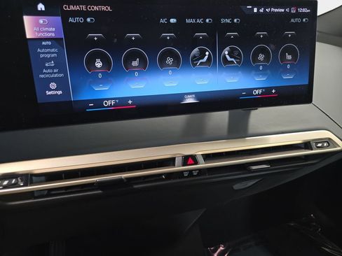 Certified 2023 BMW iX xDrive50 image 23