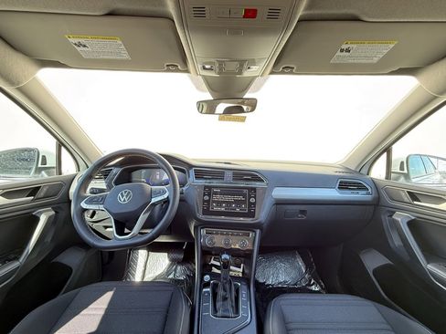 Used 2024 Volkswagen Tiguan S image 6