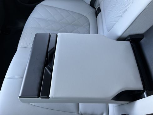 Used 2026 BMW X5 xDrive40i image 43