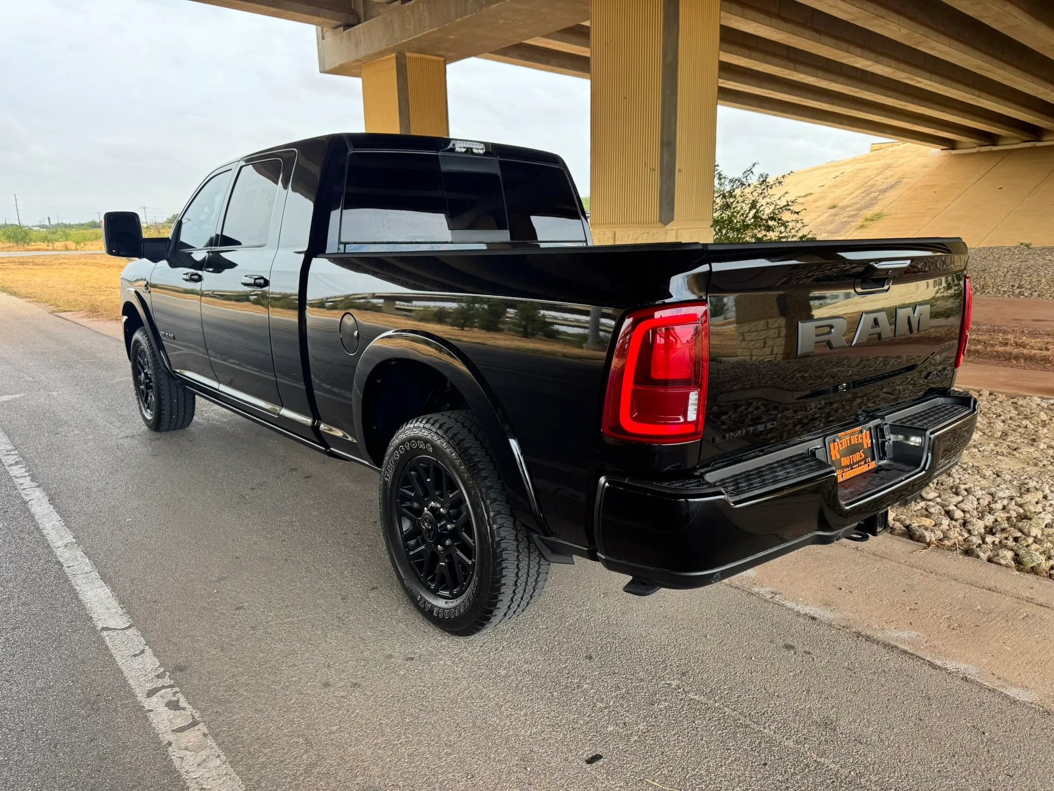 Used 2026 RAM 3500 Limited AWD/4WD image 5