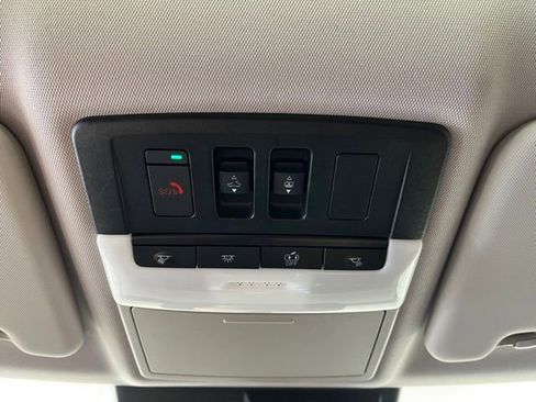 Used 2023 Mitsubishi Outlander SEL image 38