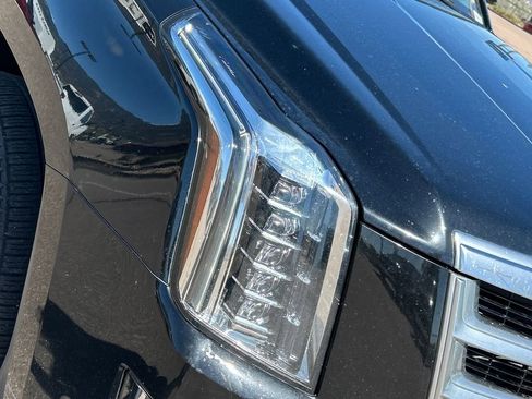 Used 2019 Cadillac Escalade ESV Luxury image 26