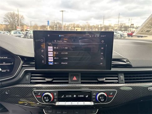 Used 2025 Audi S5 Premium Plus image 18