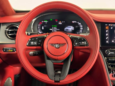 New 2025 Bentley Flying Spur Plug-In Hybrid AWD/4WD image 17