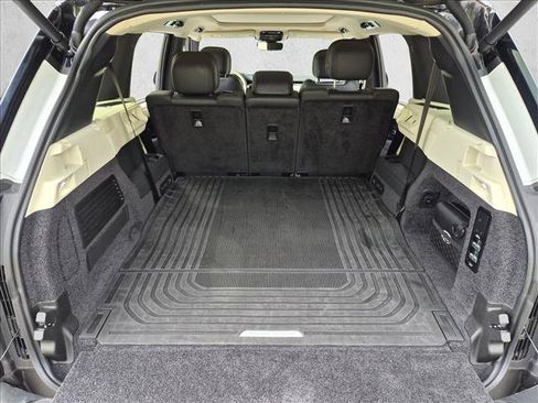 Certified 2023 Land Rover Range Rover Long Wheelbase SE AWD/4WD image 6