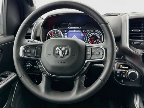 Used 2025 RAM 1500 Big Horn AWD/4WD image 18