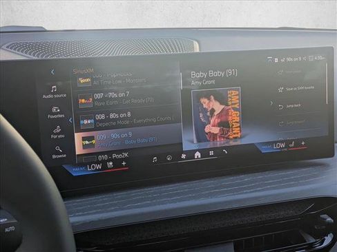 Used 2025 BMW 330i Sedan w/ Convenience Package image 12